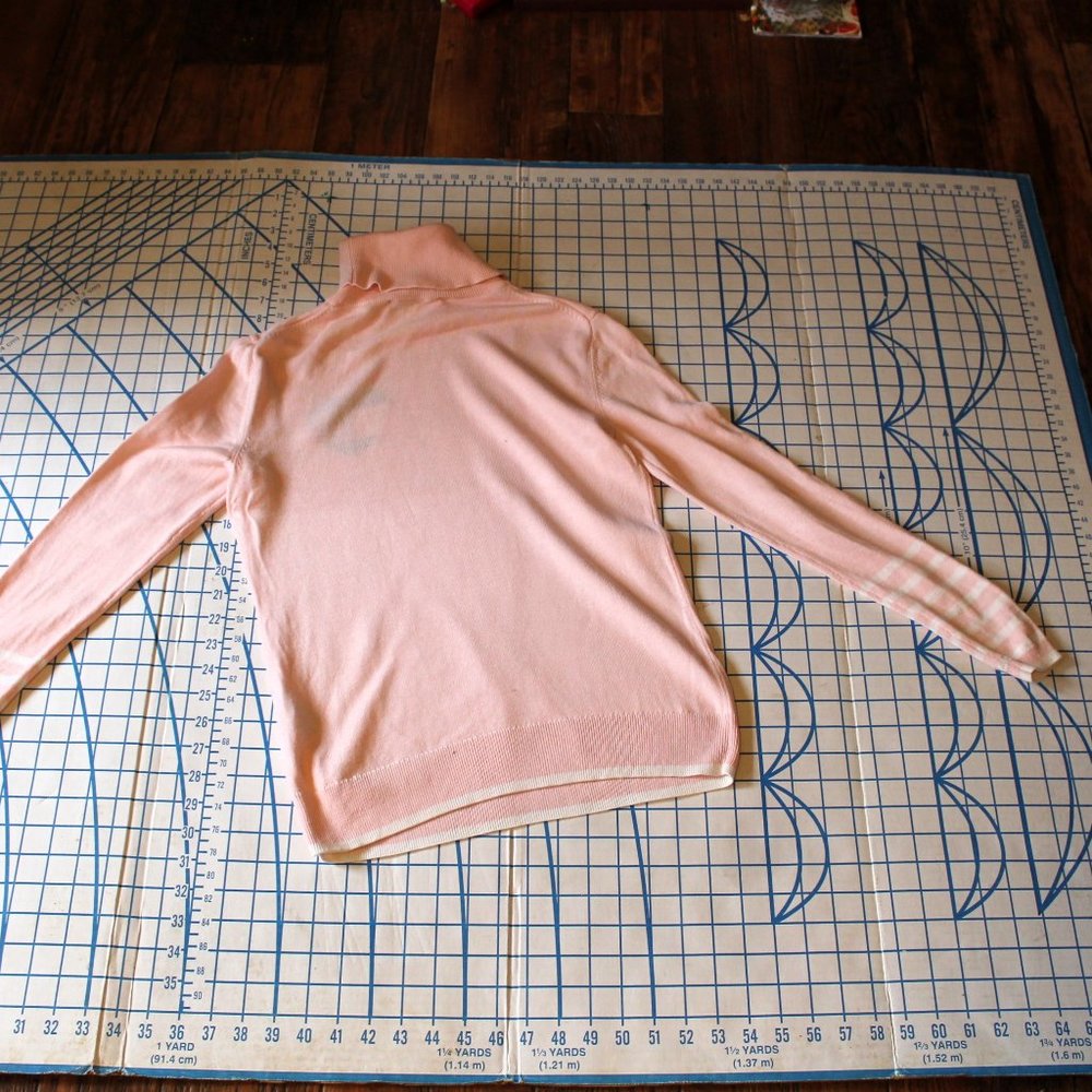 Tommy Hilfiger Pink Turtleneck, Heart Logo, Valentine Sweater, Small - Picture 8 of 10